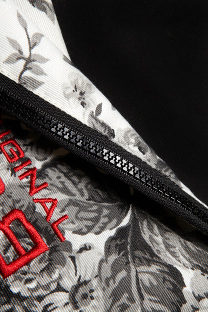 Necessaire - White Black with embroidery and lining